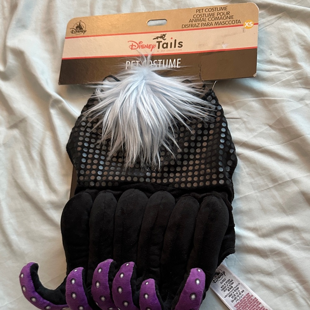 Disney tails pet costume xs size Ursula